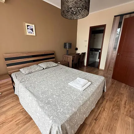 Apartament Golden Line