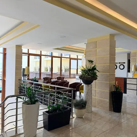 Apartment Golden Line Warna